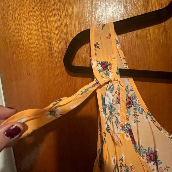 Tropical Floral Tank  - Picture 4 of 7